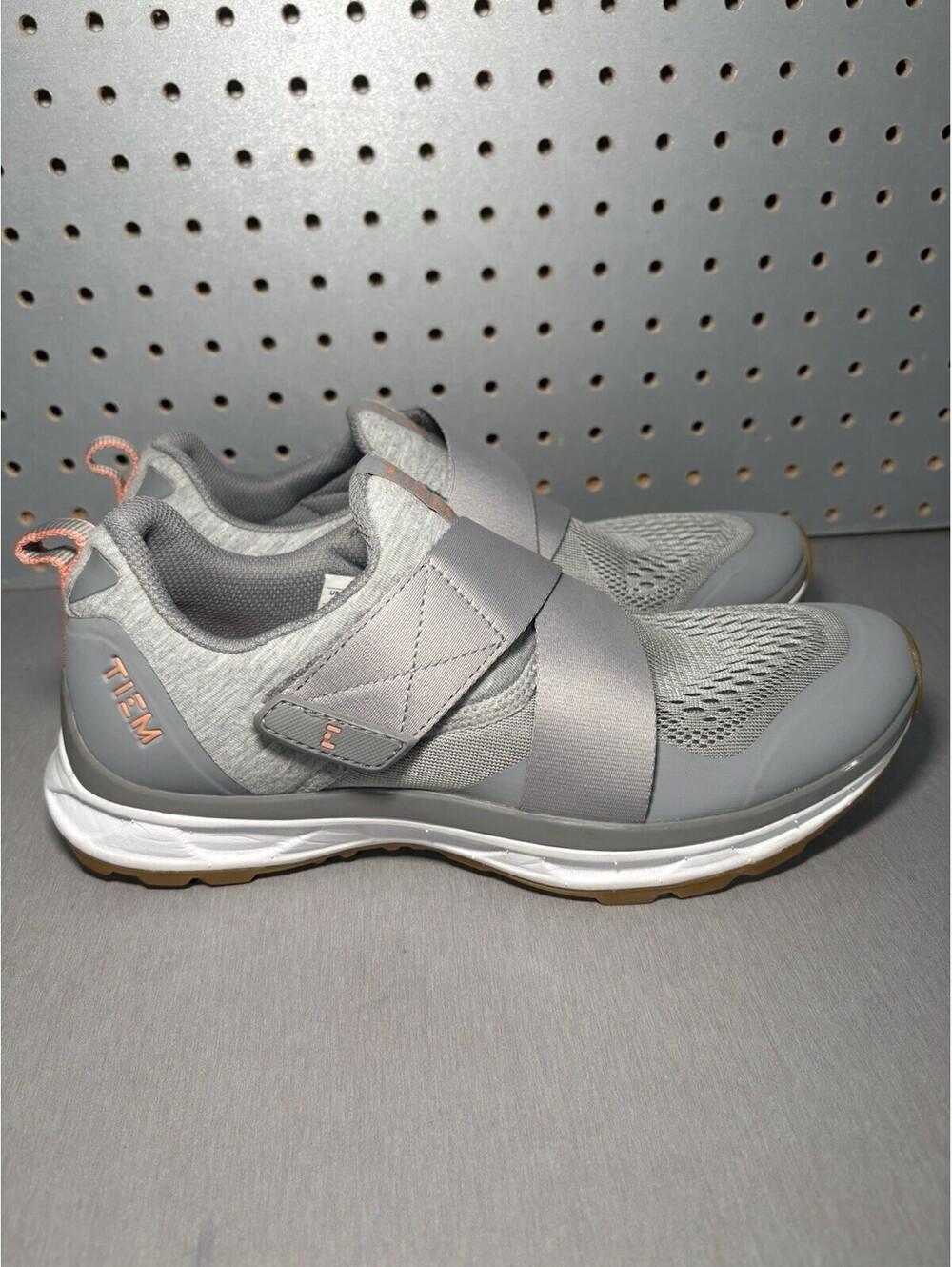 TIEM Slipstream Cycling Shoes Womens Size 9 Lunar Gray Grey Pink Sneakers